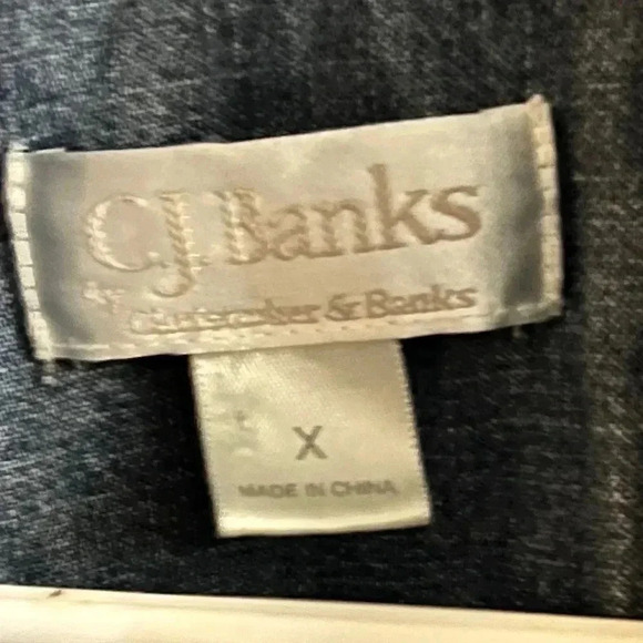 CJ Banks top size X - Picture 3 of 3